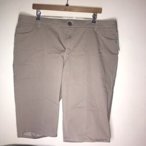 Christopher & banks Super Stretch Skimmer bottoms